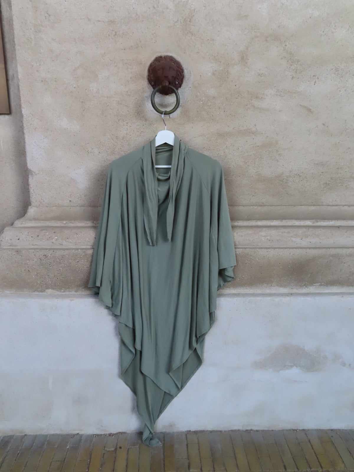 Zeytuna bamboo jersey khimar styling view by BeiCollection